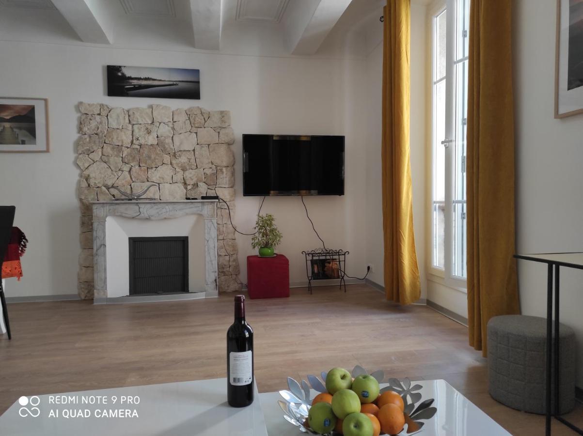 Suite Française Old Town Antibes Extérieur photo