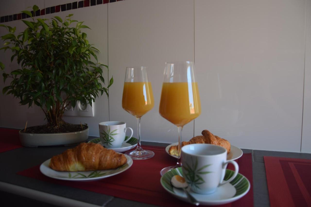 Suite Française Old Town Antibes Extérieur photo
