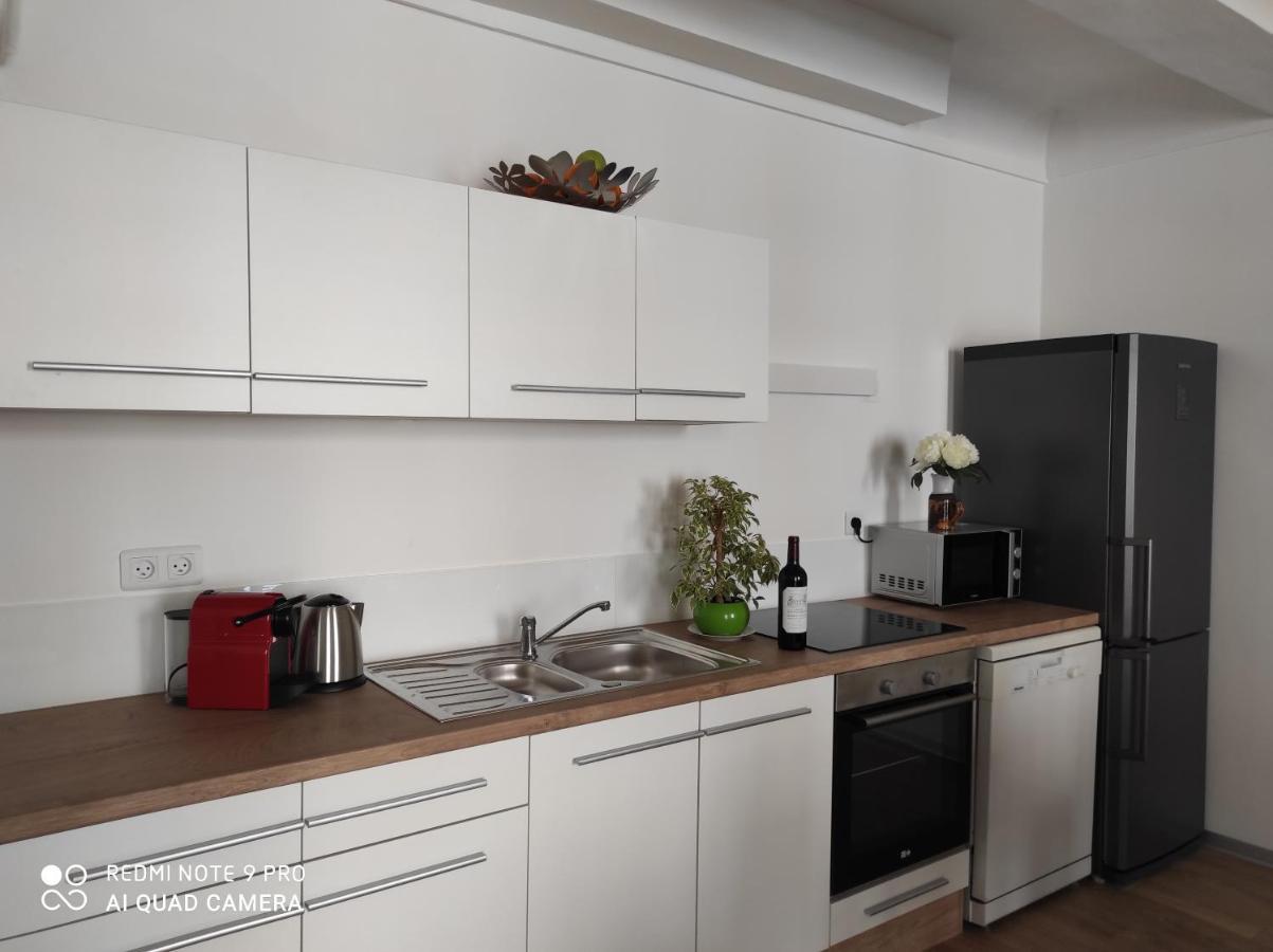 Suite Française Old Town Antibes Extérieur photo